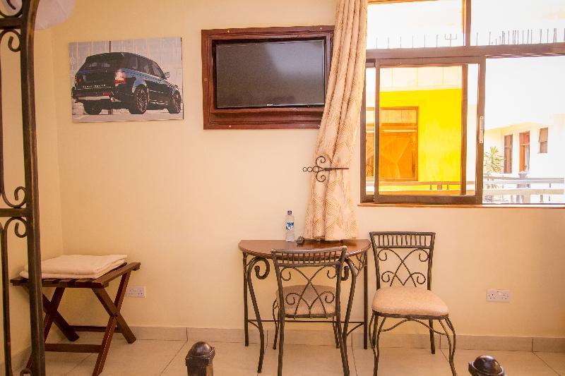 Northern Galaxy Hotel Isiolo Luaran gambar