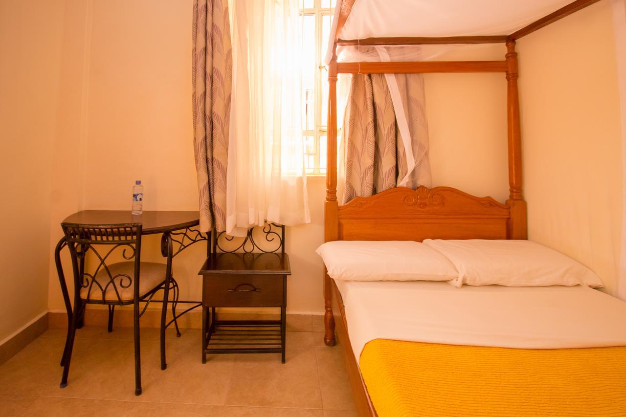 Northern Galaxy Hotel Isiolo Luaran gambar